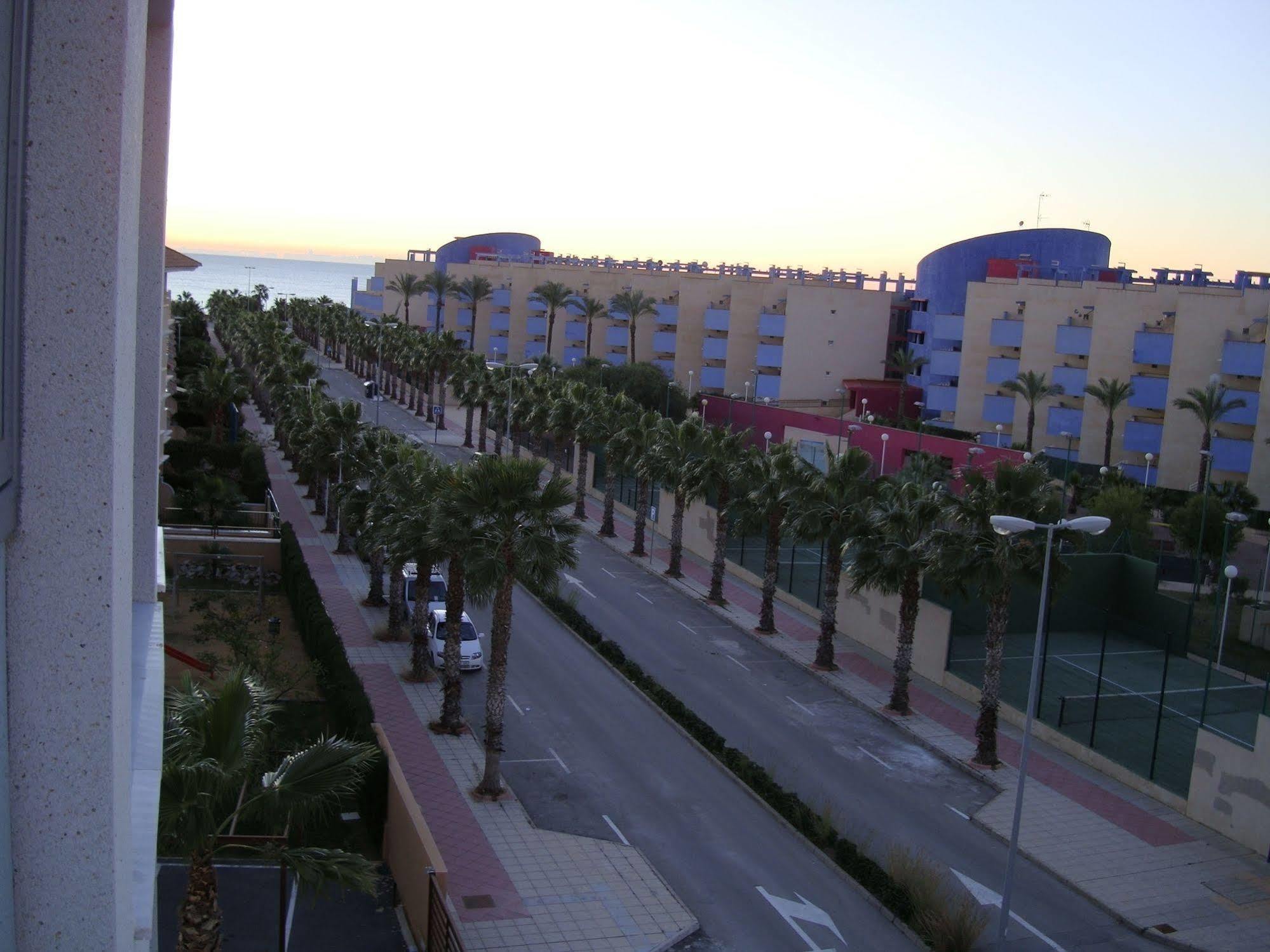 Aparthotel Diamant Blue Orihuela Extérieur photo
